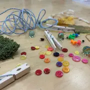 Atelier enfant : C'est dans la boîte (9-12 ans)