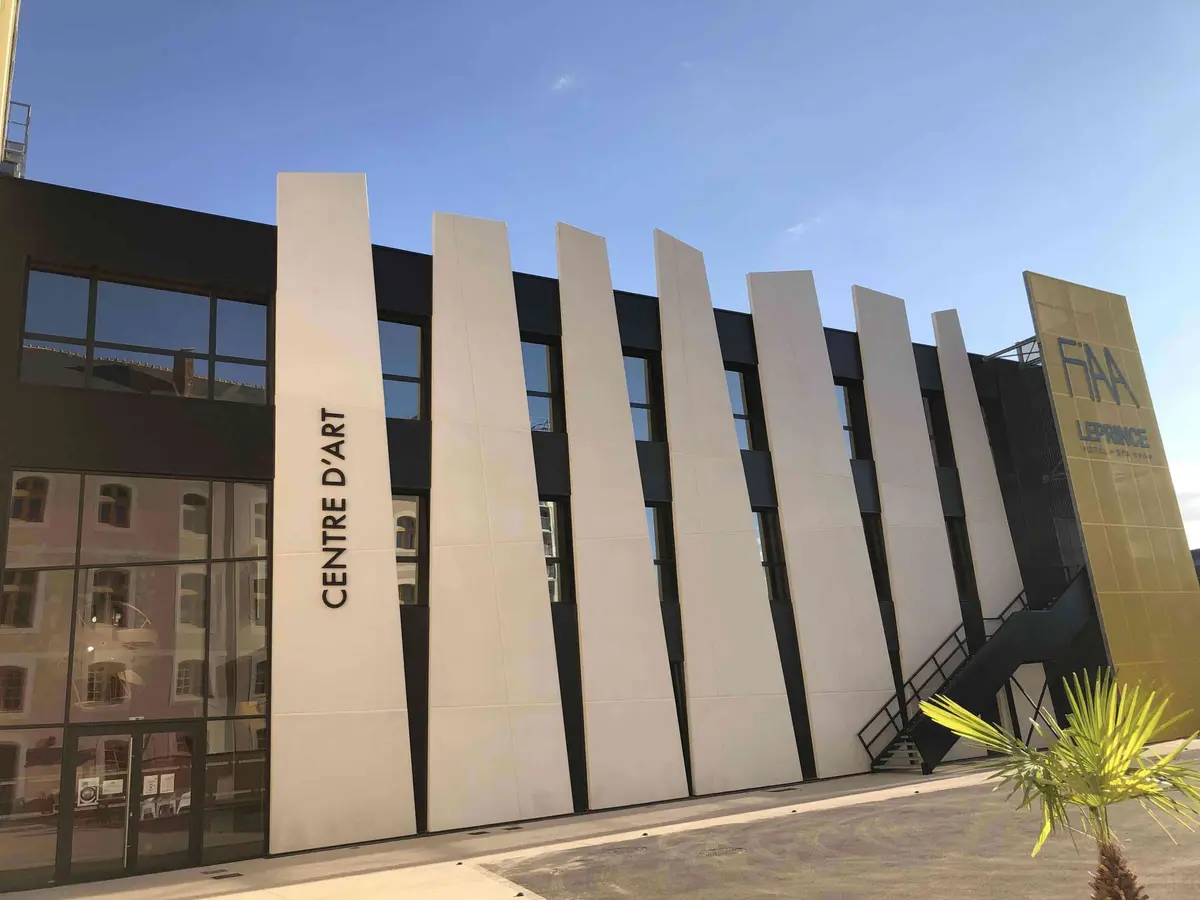 Centre d'art FIAA ( Fonds International d'Art Actuel )