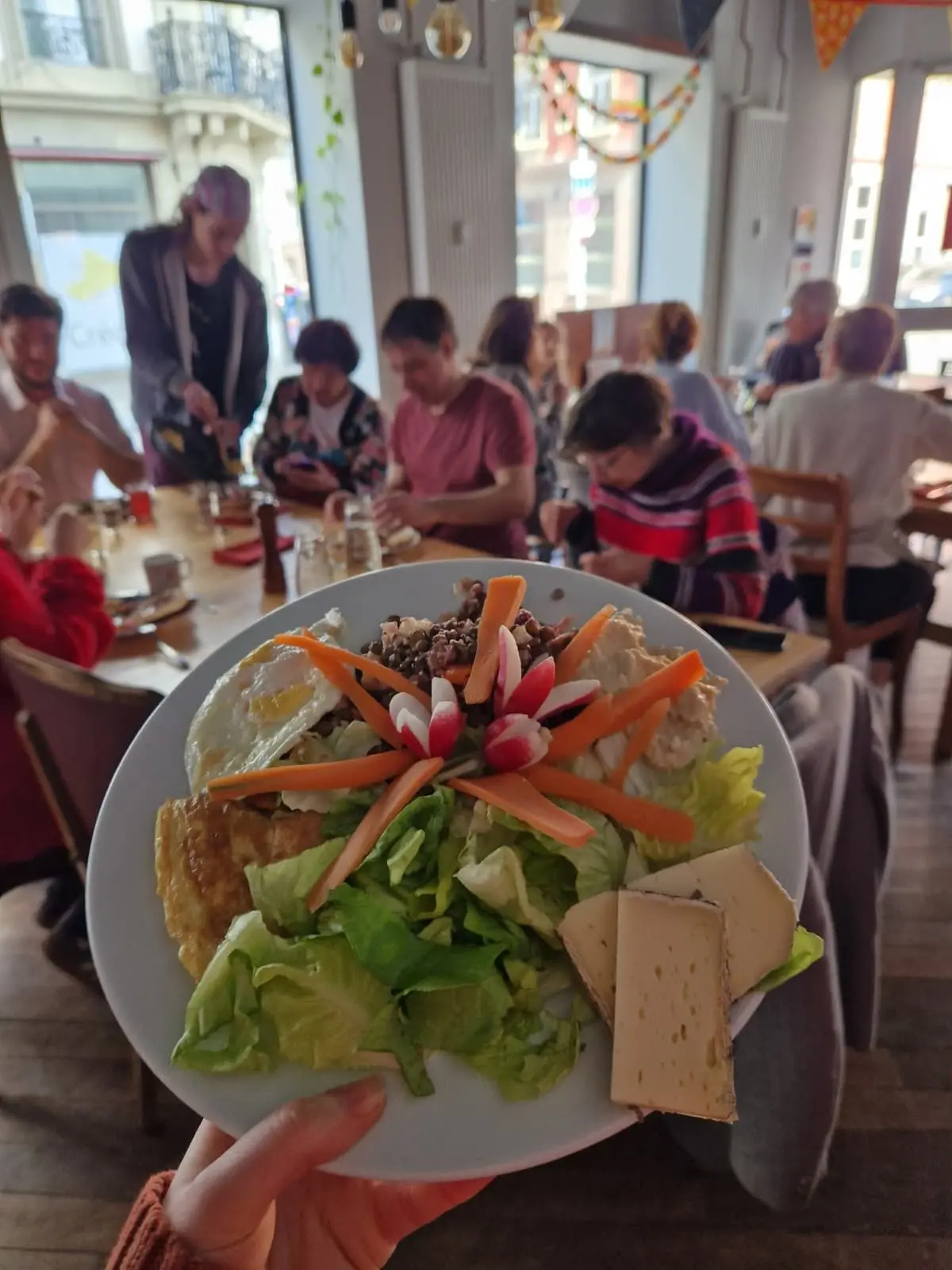 Brunch joyeux et fresque du sexisme aux Petites Cantines de Strasbourg