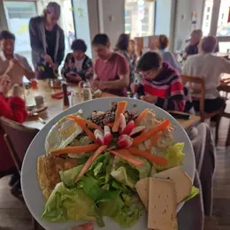 Brunch joyeux et fresque du sexisme aux Petites Cantines de Strasbourg