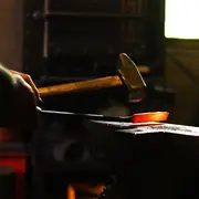 Forgez votre couteau : droit ou pliant