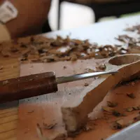 Atelier - Sculptez des objets en bois &copy; La Ferme d'Argentin