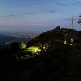 Visites nocturnes du champ de bataille