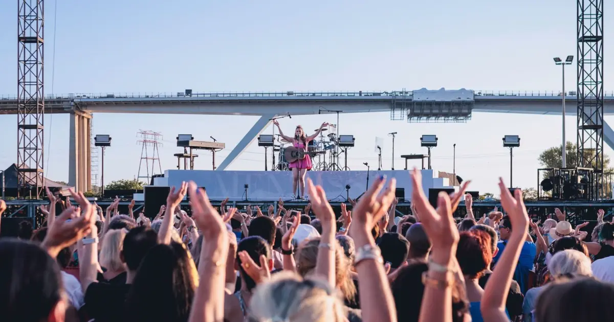 Venez découvrir les concerts du Martigues Summer Festiv'Halle