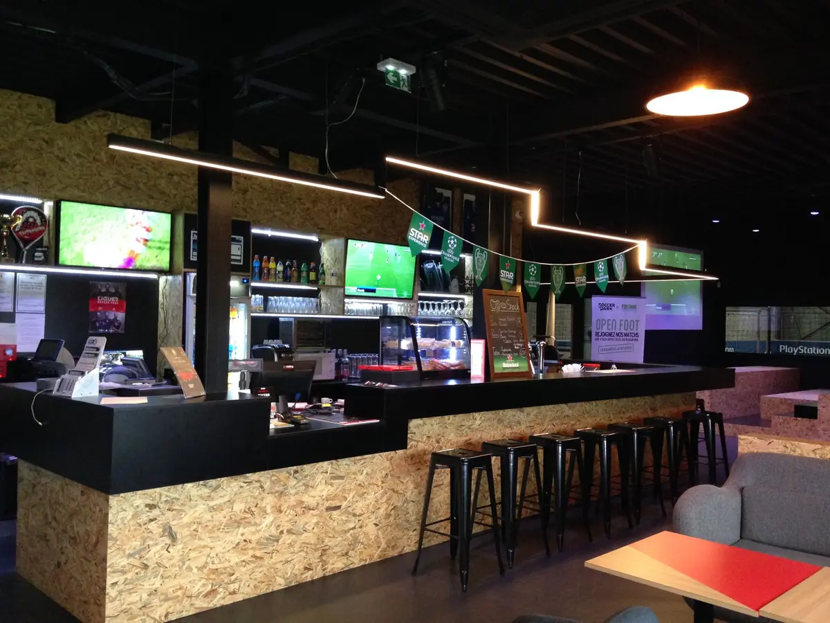 Sports Bar Soccer Park
