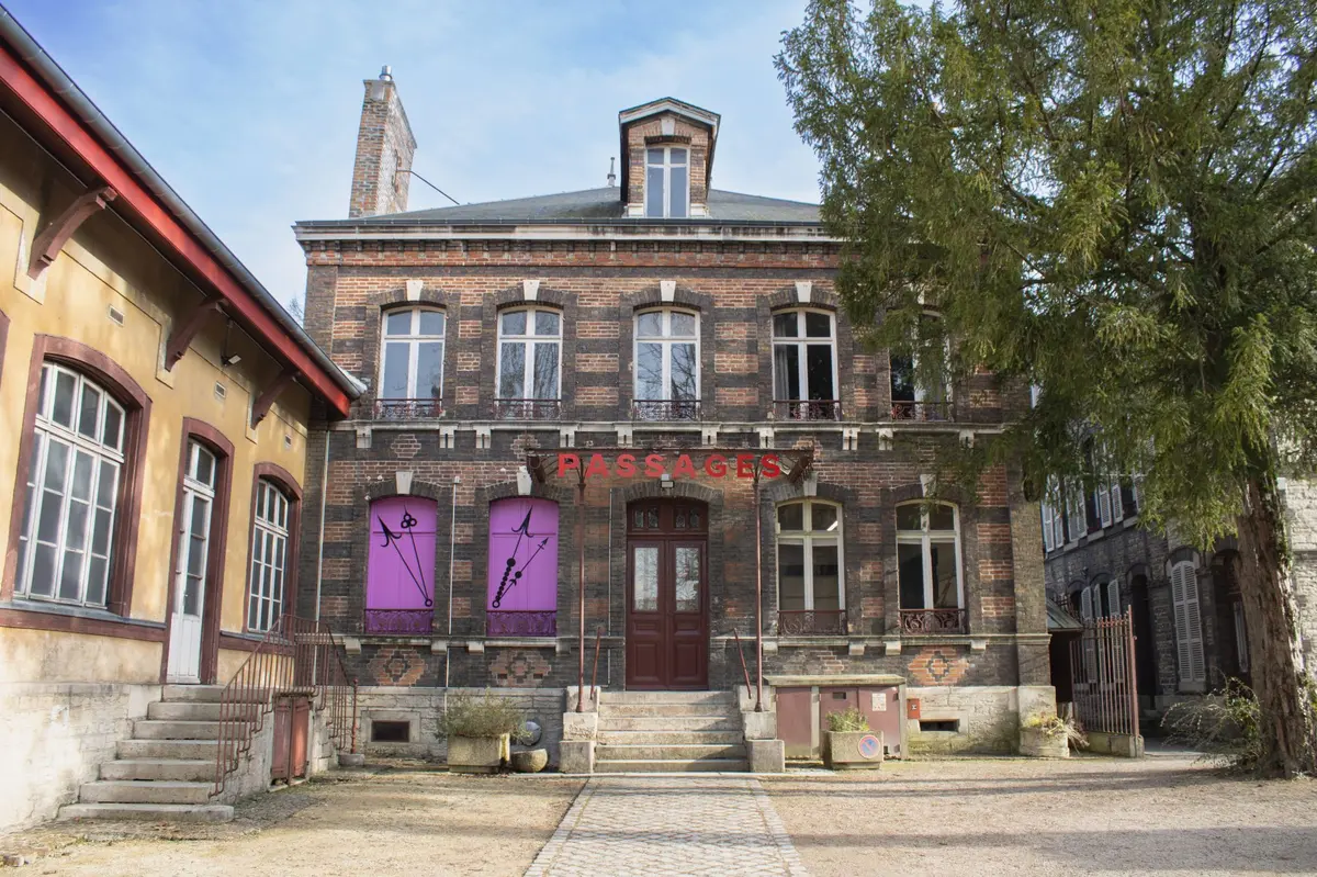 Passages, Centre d'art contemporain