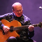 Patrice Jania : Guitare autour du Monde