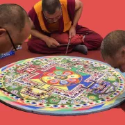 Tournée internationale des Moines Bouddhistes Tibetains