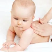 Ateliers massage pour bébé