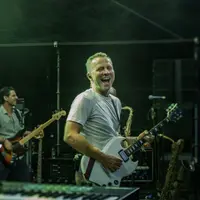 Sinclair + Lara Issa &copy; DR