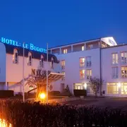 Hôtel le Bugatti