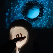 The interface: une expérience immersive entre art, lumière et performance