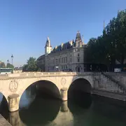 Tribunal de commerce Visite INSOLITE !