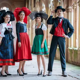 Défilé « le costume revisité » de la marque Geht’s in par Rita Tataï