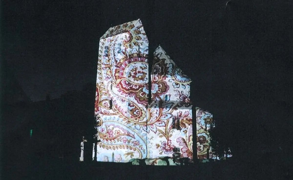 L'Abbatiale d'Ottmarsheim est sublimée par ce mapping