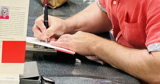 Xavier Lhomme en d&eacute;dicace aux journ&eacute;es Litter'Halles (58)