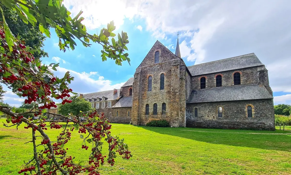 4&egrave;me &eacute;dition du vide-grenier de l'Abbaye de Clairmont
