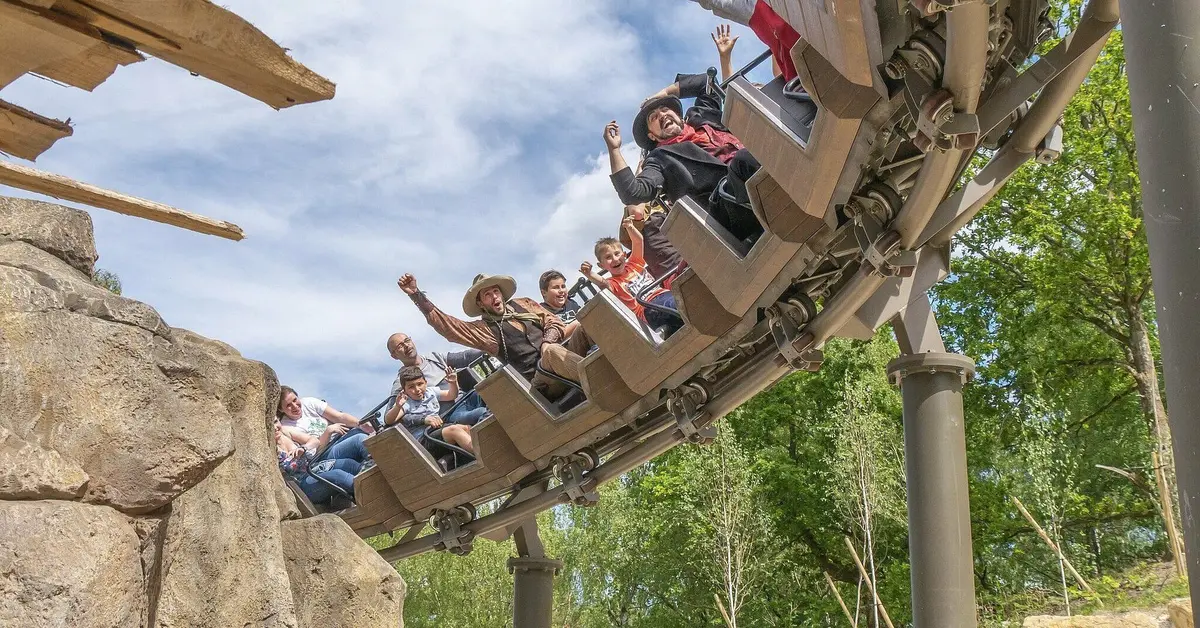 Les meilleurs parcs d'attraction &agrave; moins d'1h de route de Paris