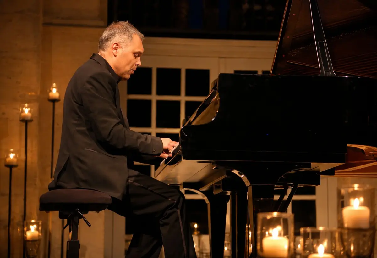 Piano &agrave; la bougie avec Pierre-Laurent Boucharlat &agrave; Roanne