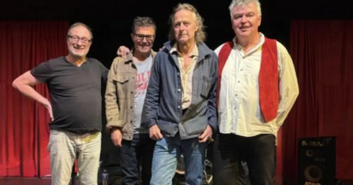 Rock in Chair – Sable Show