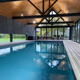 1/2 journée Bien être - Piscine et Petit-Déjeuner