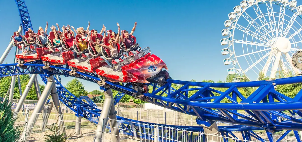 110 km/h, chute à 101°… voici les montagnes russes les plus folles de France