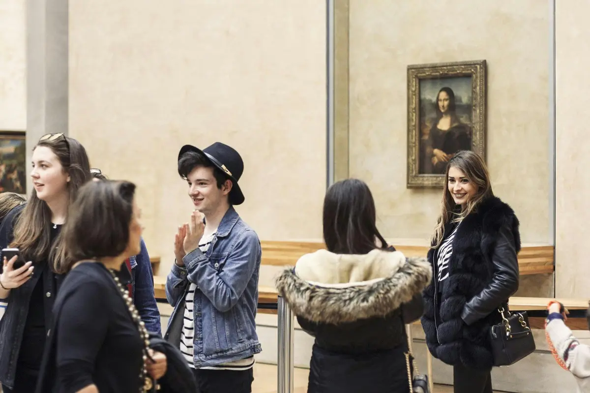Musée du Louvre : Entrée réservée + Visite guidée en soirée