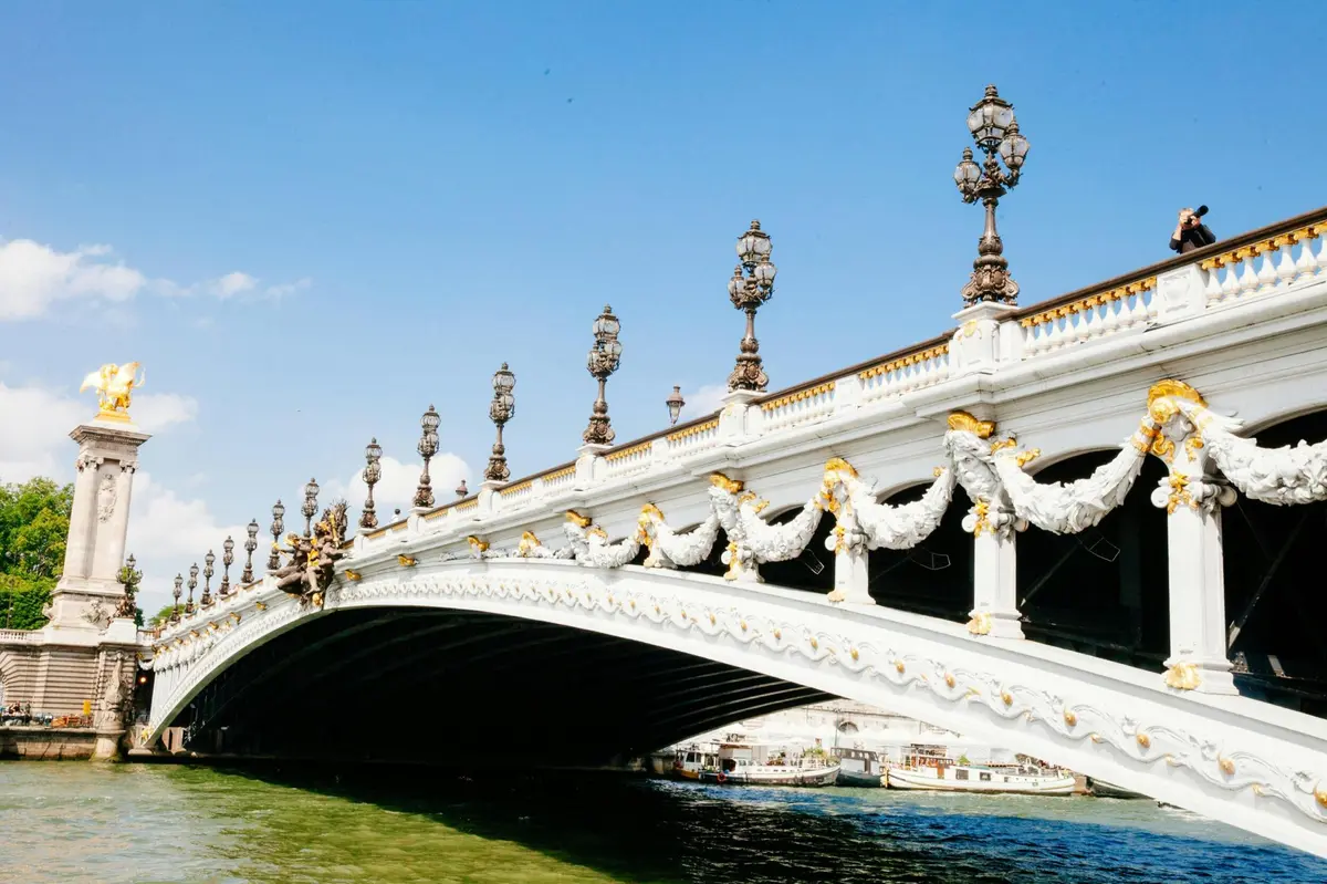 Pont parisien