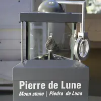 Pierre de Lune &copy; Mission LuneXplorer Photo P CARTON