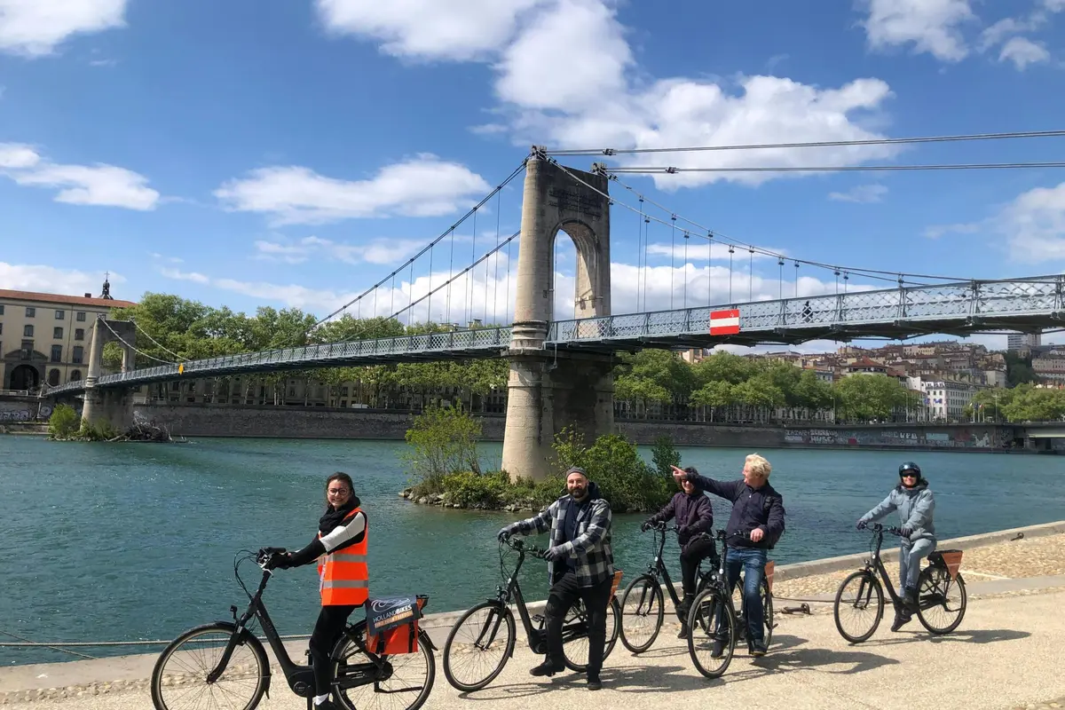 Promenade le long de la rivière