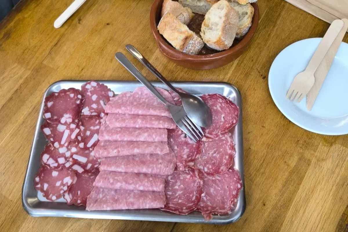 Dégustation de charcuterie