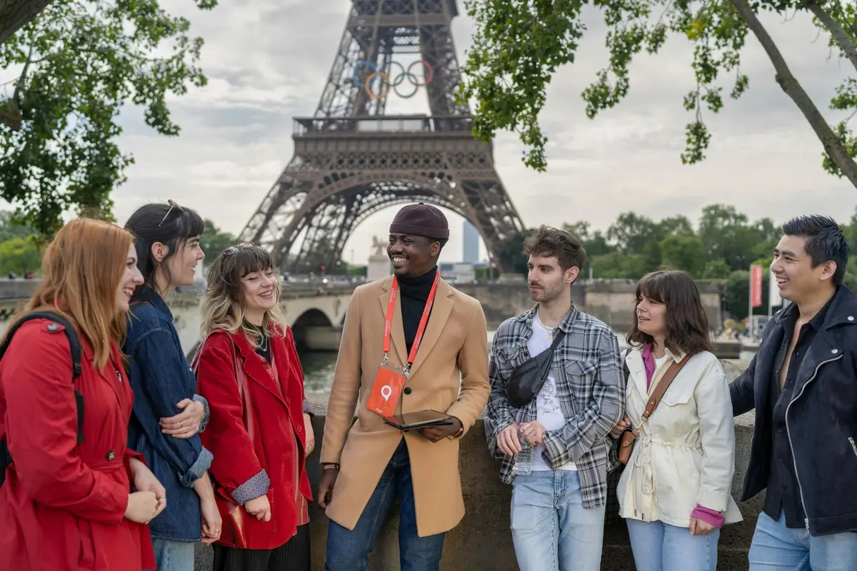 Tour Eiffel : Accès réservé au sommet + visite en petit groupe
