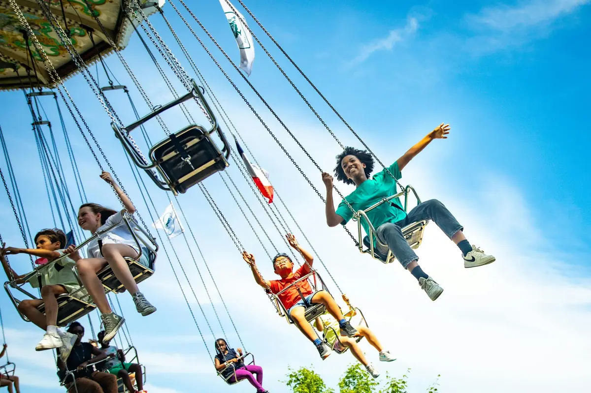 The flying chair attraction at the Jardin d'Acclimatation