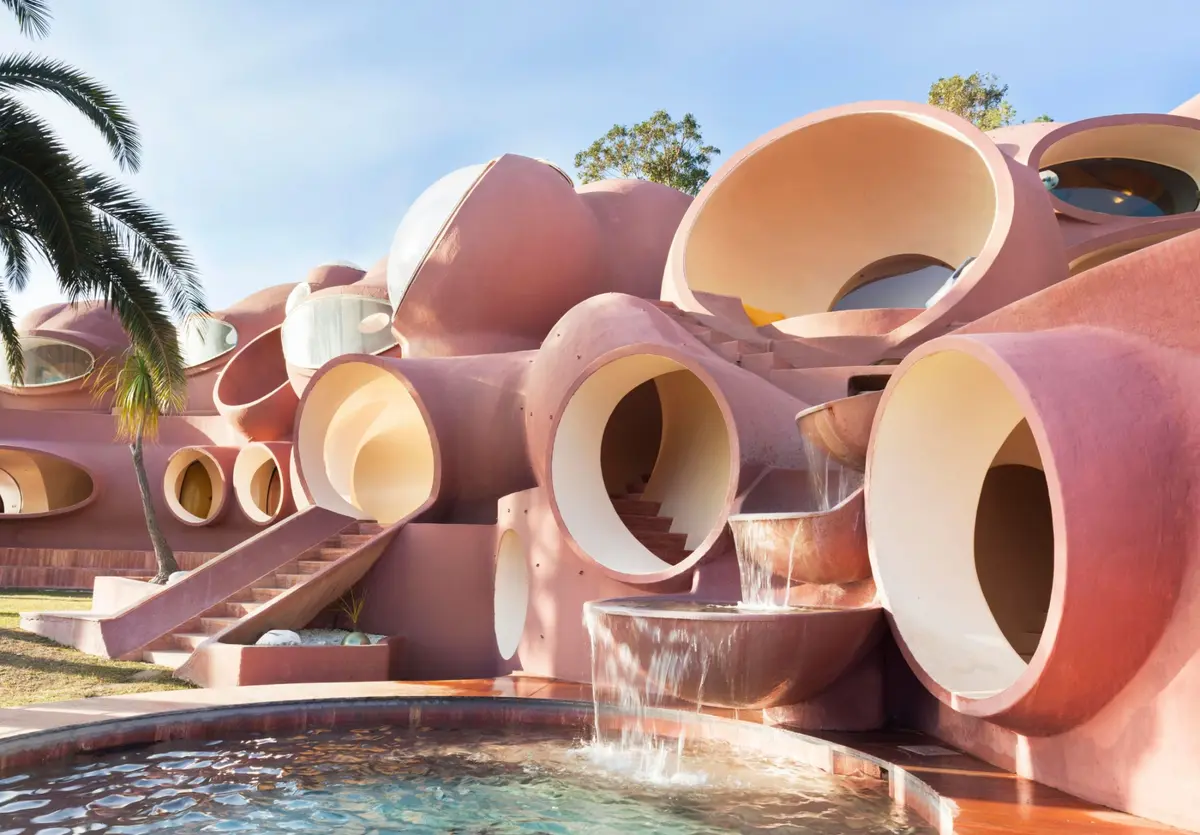 Le Palais Bulles de Pierre Cardin