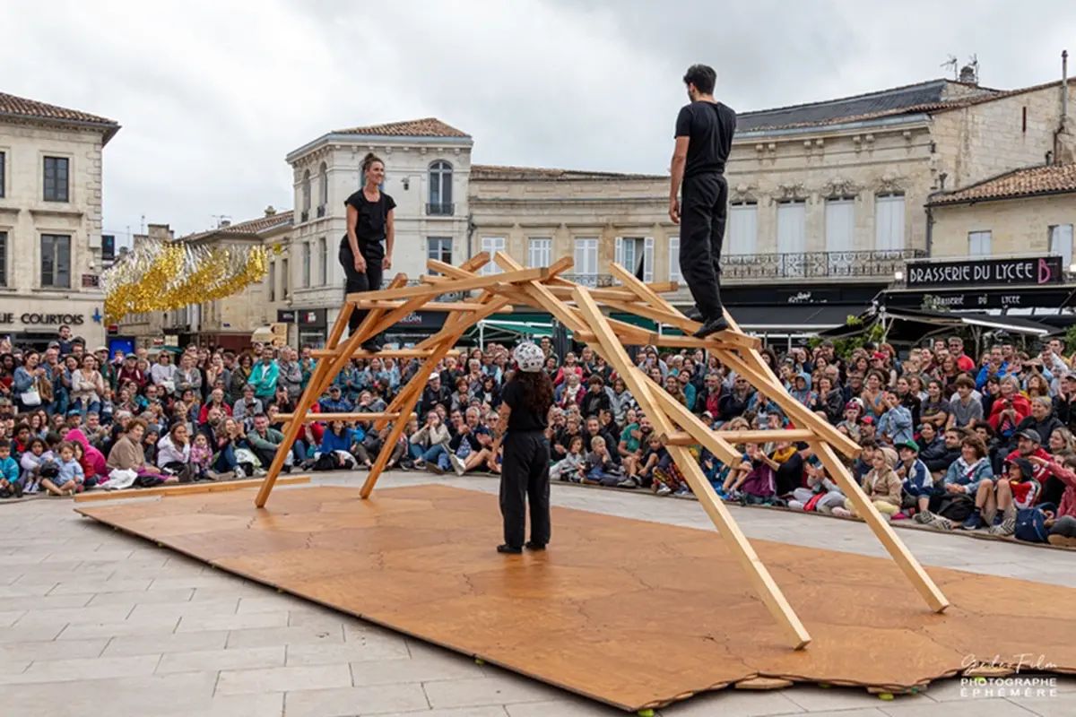 128 kilos de mélèze