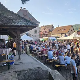 SuPeR mArChÉ