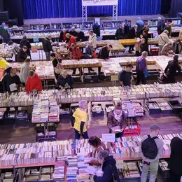 Foire aux livres au profit d'Amnesty International 
