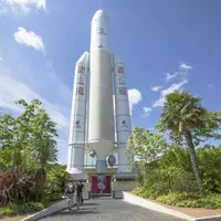 Fusée ARIANE V &copy; Mission LuneXplorer Photo P CARTON