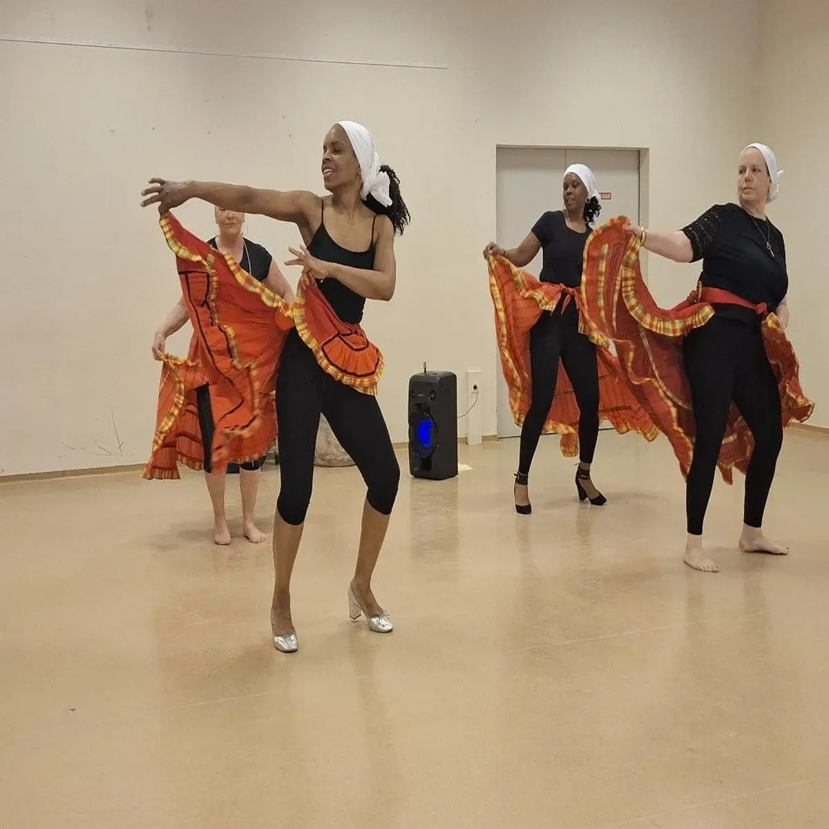 Je teste un loisir artistique: Danses traditionnelles des Antilles