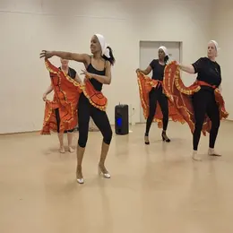 Je teste un loisir artistique: Danses traditionnelles des Antilles