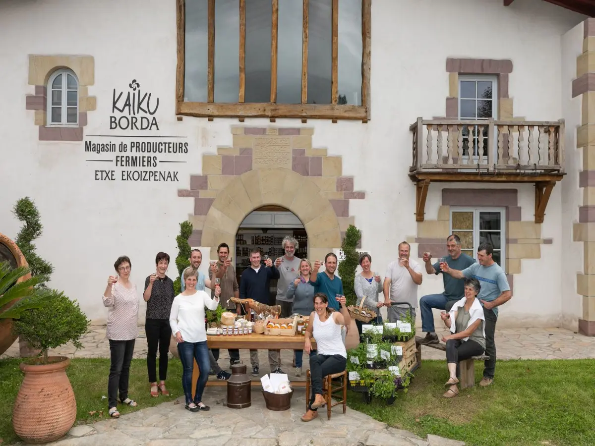 20 ans de Kaiku Borda : dégustation et échanges avec Sylvie et Antton, éleveurs-fromagers-glaciers