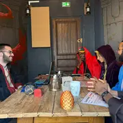 Paris vient d'ouvrir la toute première salle immersive de jeu de rôle sur table au monde et les novices sont les bienvenus