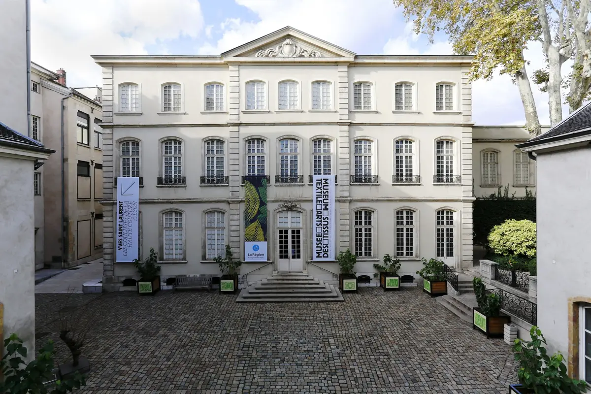 Biennale d'art contemporain de Lyon : la 18e édition investit la ville