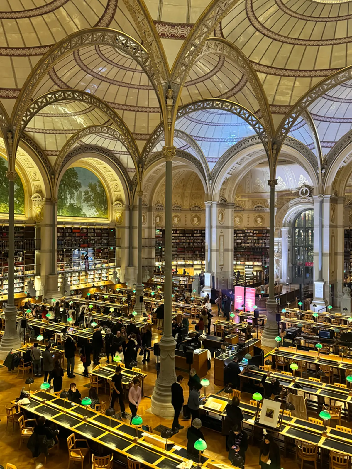 Nuit européenne des musées à l'INHA, dans la salle Labrouste à Paris
