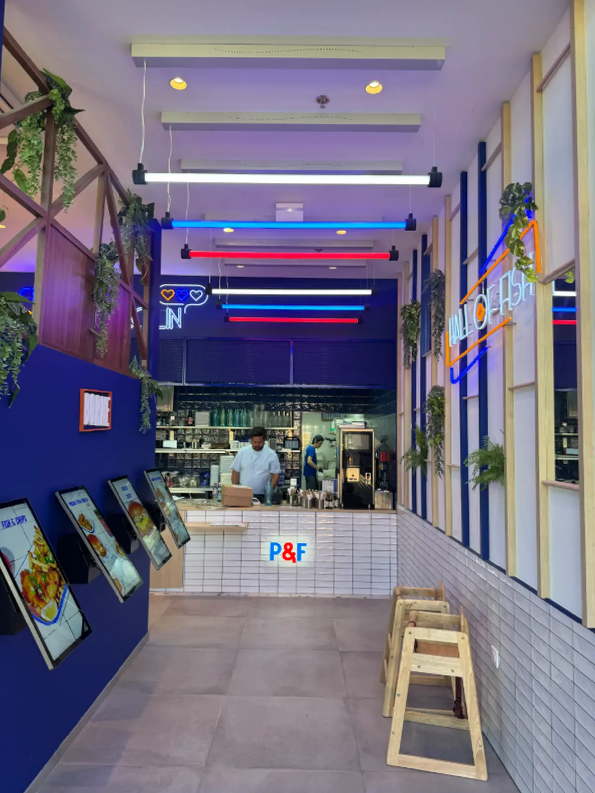Père et Fish dévoile enfin la recette secrète de son Fish and Chips maison, avec une pâte croustillante, des frites dorées et une sauce tartare faite comme en restaurant