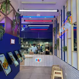 Père et Fish dévoile enfin la recette secrète de son Fish and Chips maison, avec une pâte croustillante, des frites dorées et une sauce tartare faite comme en restaurant