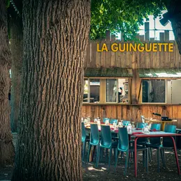 La Guinguette du Couvent à Guebwiller : bar, restauration et bonne humeur au cœur du Couvent des Dominicains