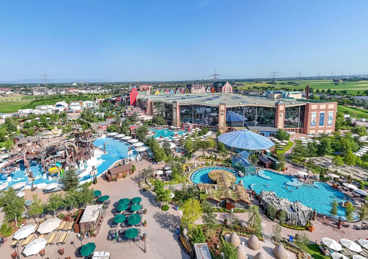 Europa-Park près de la frontière française sacré parc indépendant à la croissance la plus rapide en Occident sur 20 ans par Forbes