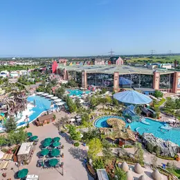 Europa-Park près de la frontière française sacré parc indépendant à la croissance la plus rapide en Occident sur 20 ans par Forbes