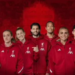 Quand Liverpool FC transforme son rouge emblématique en signal d'alerte pour les récifs coralliens avec AXA et Tara Ocean Foundation